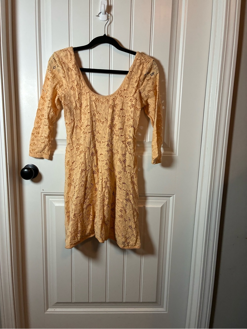 Free People Pale Yellow Lace Scoop-Neck Mini Dress with Three-Quarter Sleeves